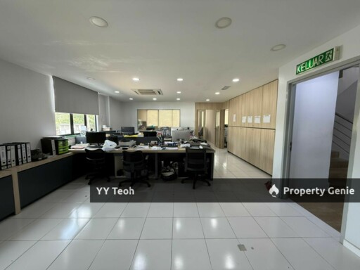 CORNER Bukit Cheng Triple Storey Shoplot