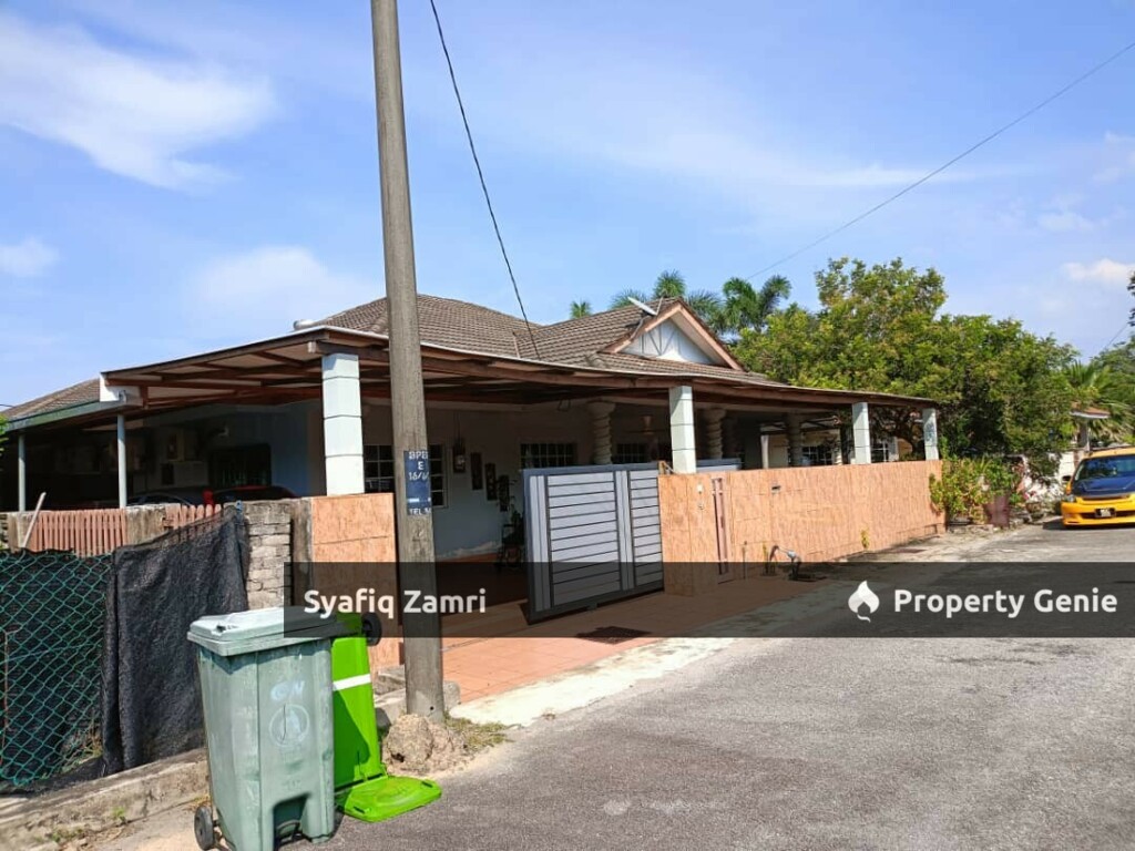 BANGLO TAMAN BERJAYA PERMAI, KEMPADANG KUANTAN