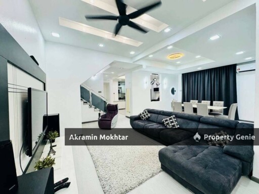 FACING OPEN, CORNER LOT, FULLY FURNISHED & FULLY RENOVATED | Double Storey Jalan Platinum Seksyen 7, Shah Alam