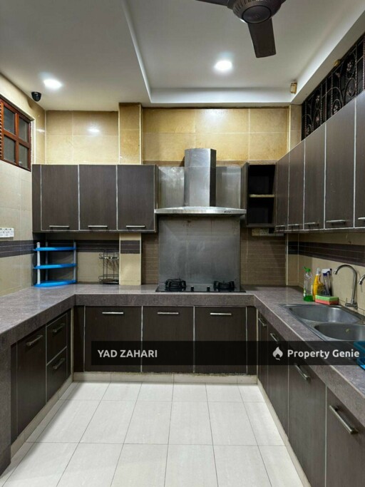 Taman Sri Jelok, Kajang | 2-Storey Semi-D 5 Bedrooms | RM3500 - Fully Furnished and Renovated with ID