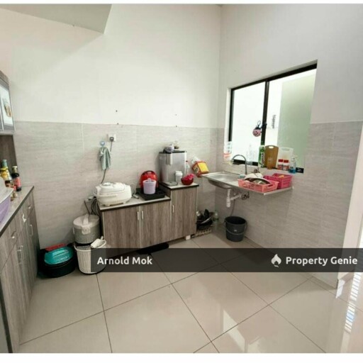2 Storey Terrace House @ Taman Seri Austin (Dahlia) for RENT
