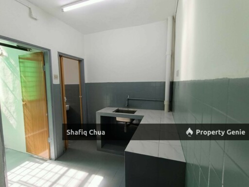 Level 3 Shop Apartment For Rent in Taman Kosas, Ampang