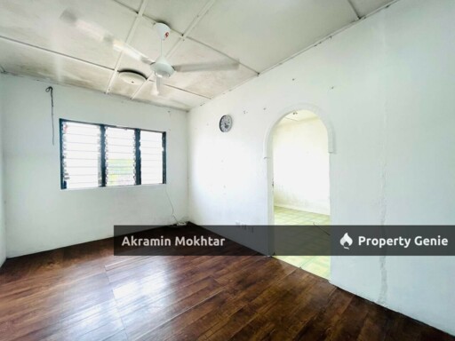 FLAT PKNS BLOK 1 JALAN PJS 6A KAMPUNG LINDUNGAN PETALING JAYA