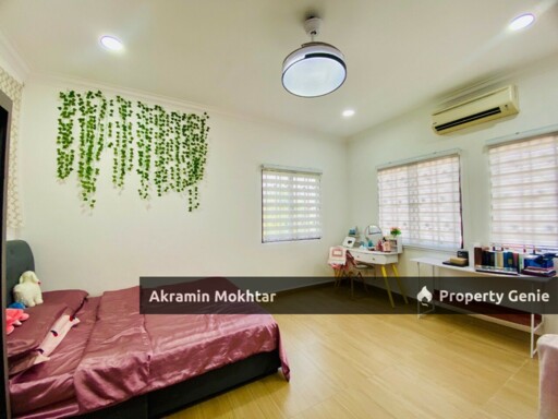 CORNER LOT & RENOVATED | TAMAN TEMPLER SAUJANA RAWANG 3 STOREY BUNGALOW