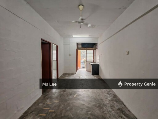 Flat Taman Bukit Mewah @ KAJANG- Blok G Tingkat 2-Ready Now