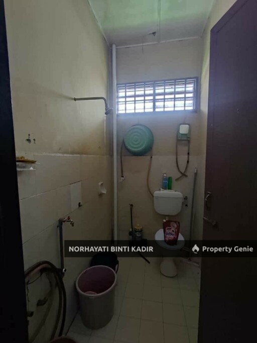 RUMAH TERES CORNER LOT UNTUK DIJUAL Indera Mahkota 14, Kuantan.