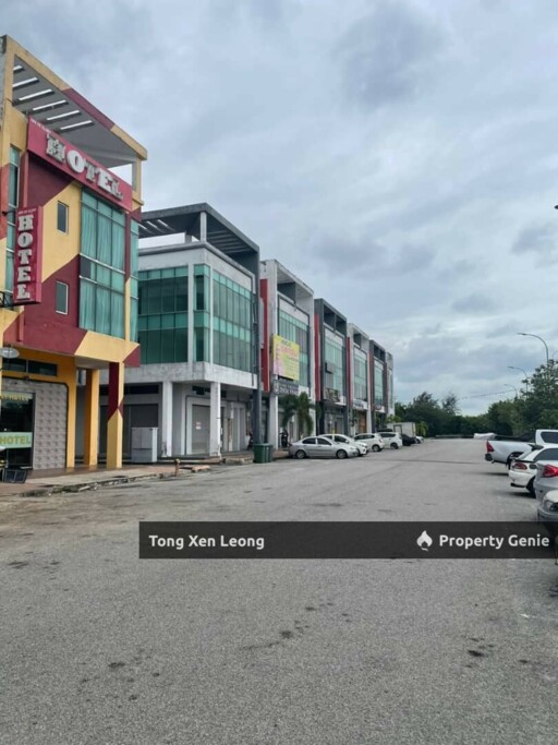 Klebang Commercial Space in Melaka with Nearby Shopping Options