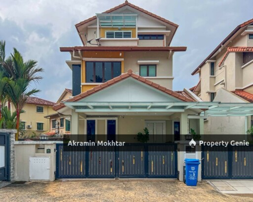 Freehold & Fully Renovated | 3 Storey Bungalow Avalon Hills, Bukit Rahman Putra