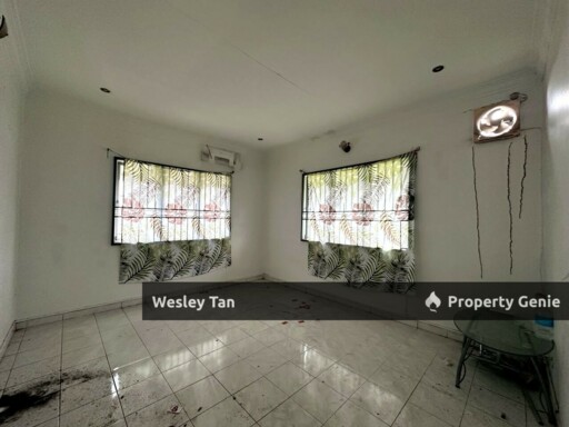Kampung Lapan Double Storey Corner Terrace House For Sale – Huge Extra Side Land
