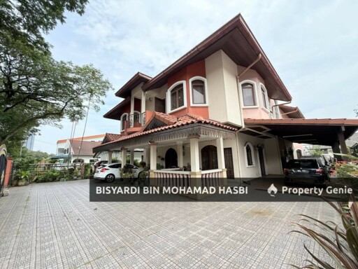 Renovated 2 Storey Bungalow, Seksyen 11 Petaling Jaya, Kuala Lumpur.