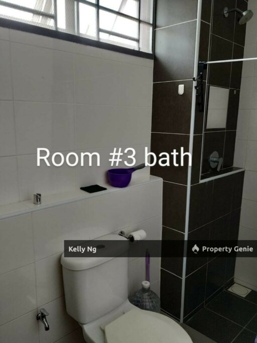 Cluster Semi D Partly Furnished Periwinkle At Bandar Rimbayu For Rent
