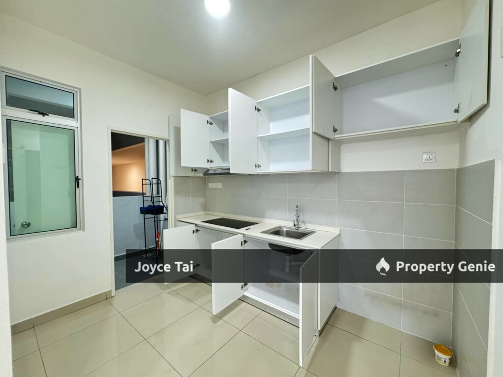 Aliff Heights 3 Bedrooms 2 Carpark For Rent