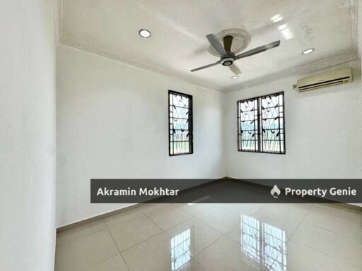 Freehold & Renovated | 2.5 Storey Semi Detached House @ Subang Alam, Seksyen 27, Shah Alam