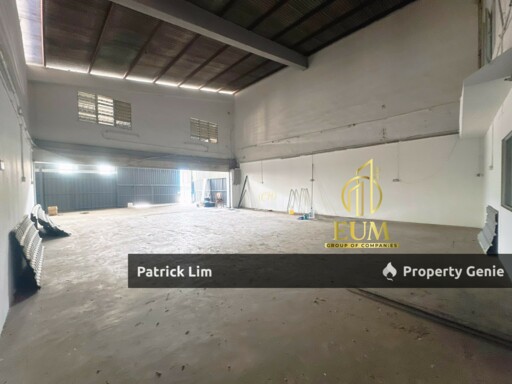 1.5-Storey Factory For Sale @ Taman Merdeka