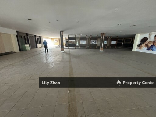 Night Club / Pub / Wine Bar / Karaoke / Night Life Business Commercials Space and Offices for Rent, 1st Floor 17,500 Sq ft, Kepayan, Near Airport Kota Kinabalu, Sabah