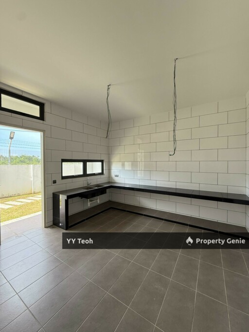 8 Residence Padang Temu 2.5 Storey Superlink