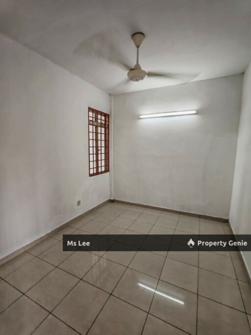 Sanjung Apartment @ Taman Seri Taming, Batu 9, Cheras-Blok Sanjung Tingkat 4 top floor-Ready Now