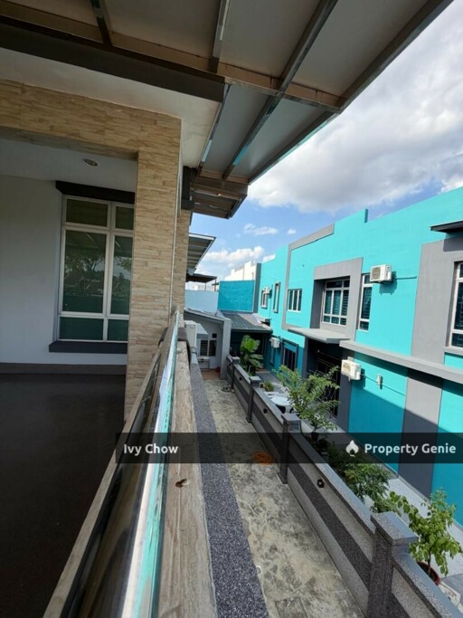 Double Storey Cluster Kempas Indah Rent