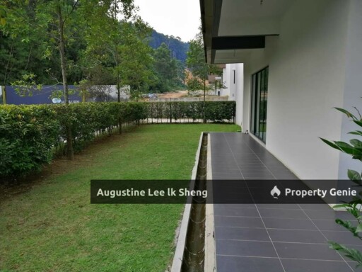 Selayang Ready Move In 3 Storey Landed House 🔥 Free Semi-Furnished OR Cash-Return. 3 Carparks. 100% Full Loan. Save RM330K