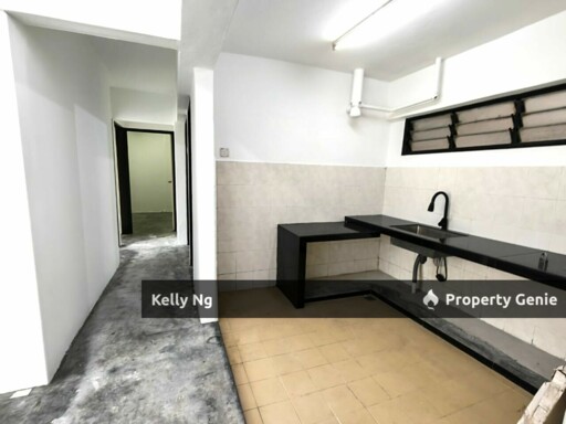 Pangsapuri Permai Indah Flat with Lift & Access Card Good Condition At Pandamaran Klang  For Rent
