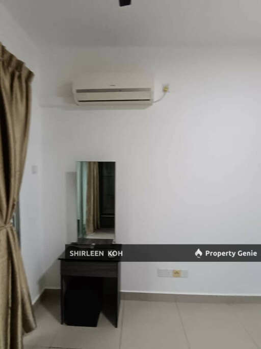 Male room for rent at Larkin Heights @ Larkin Idaman