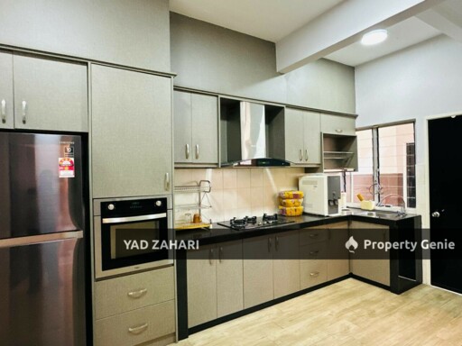 Sunway Kayangan, Shah Alam | 2-Storey Terrace 4 Bedrooms | RM730K - Extended Kitchen, Gated Guarded and Move In Condition