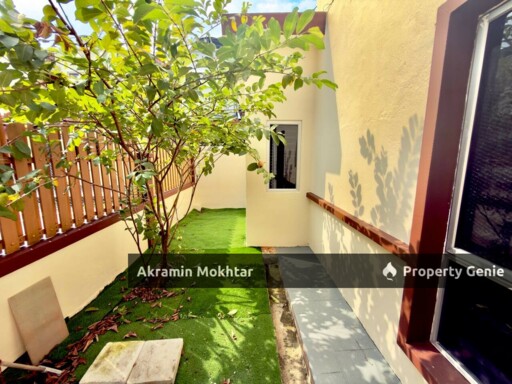 FACING OPEN, END LOT & RENOVATED | 2 Storey Terrace Vista Hill Bandar Mahkota Cheras, Cheras Selangor