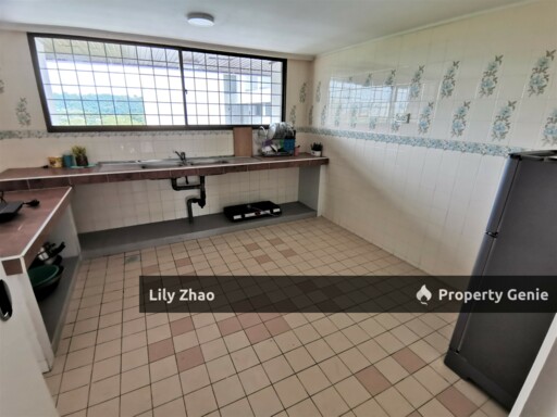 Fully Furnished Waikiki Condo with Sea View & Golf View for Sale @ Tg.Aru, KK City