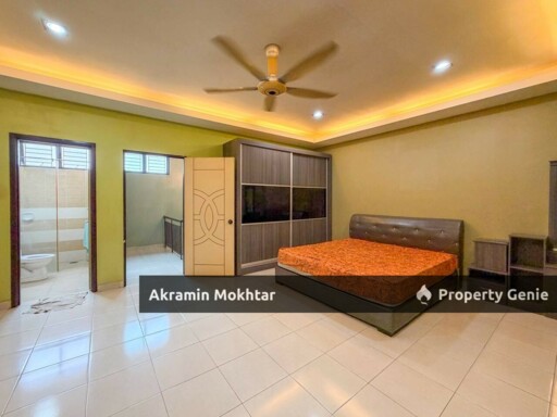 Renovated & Partially Furnished | Triple Storey Taman Sentosa Villa Kajang