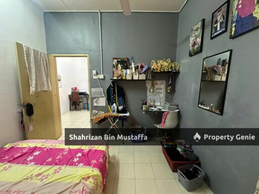 International Lot, Taman Sri Impian, Kluang