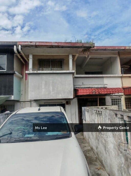 2 storey Town House (Ground Floor)-Taman Sri Sentosa @ Klang-Ready 15/7 or 31/7
