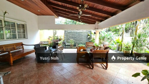 Freehold Double Storey Bungalow With Huge Land @ Bukit Gasing, Petaling Jaya