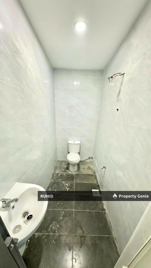Freehold Single Storey Terrace House | 4 Bedrooms | Fully Renovated | Taman Rinting Masai