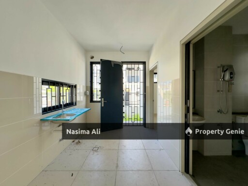 Corner Lot Double Storey, Elmina Green 3 U17 Shah Alam