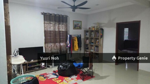 Bungalow Single Storey at Bandar Putra Permai, Seri Kembangan