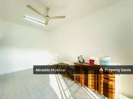 FREEHOLD & FACING OPEN | SINGLE STOREY TERRACE INTERMEDIATE HOUSE TAMAN SEMESTI TELUK INTAN PERAK