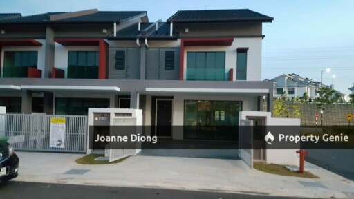 Nahara Bukit Raja-Double Storey End Lot Terrace House