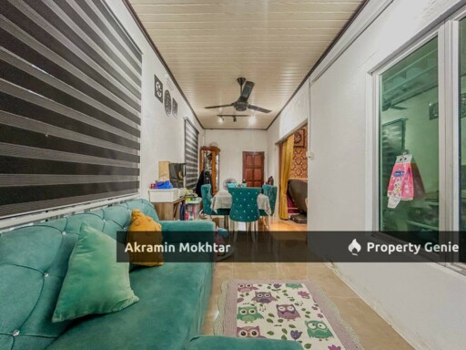 Fully Renovated & Fully Extended | Semi D Single Storey Taman Indah Puteri, Sepang.