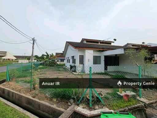 TERES CORNER LOT TAMAN SURIANI KANGAR