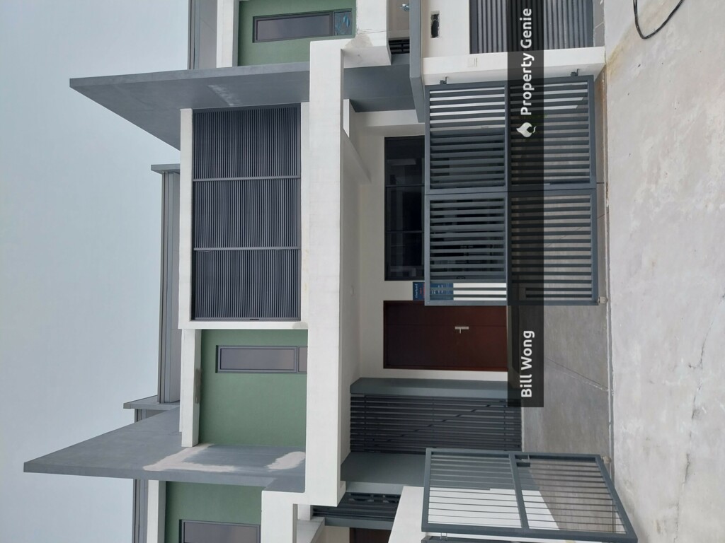 The Courtyard Cheras Superlink