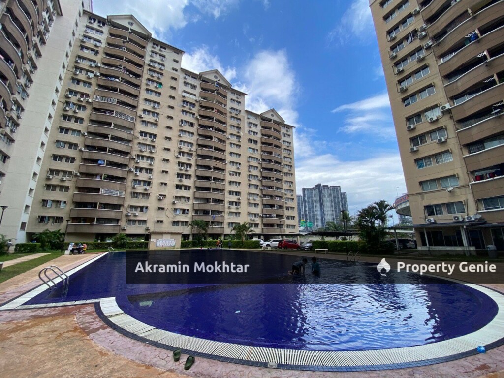 RENOVATED & 1 PARKING | SENTUL UTAMA CONDOMINIUM