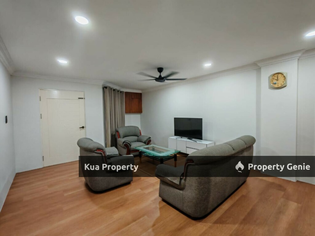 Central Court Apartment (Corner Unit) For Sale & For Rent! Located at Jalan Central, Padungan