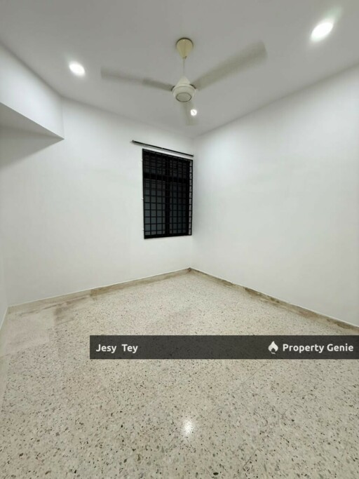 Taman Ungku Tun Aminah Single Storey Terrace House Sales