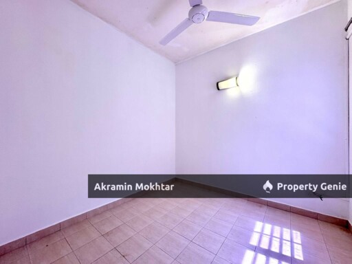 Double Storey Terrace Intermediate Seksyen 5, Kota Puteri, Rawang