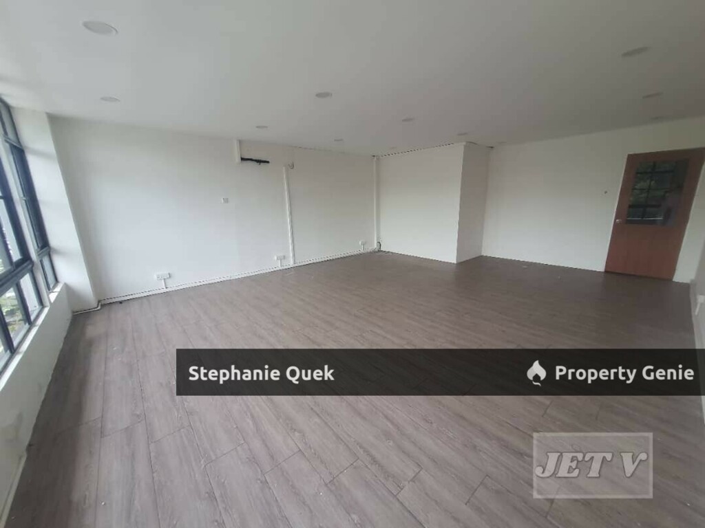 Bayu Perdana Klang 1st Floor Facing Main Road With 2 Partition Rooms Shop Office For Rent