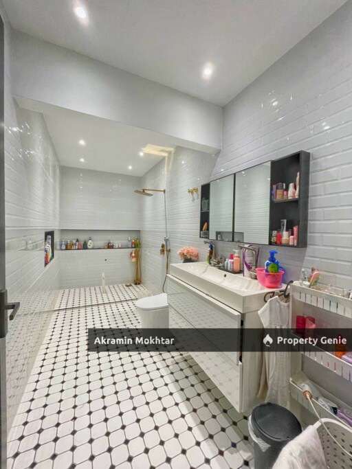 Fully Renovated & Corner Lot | 2-Storey Terrace, Bandar Nusaputra, Puchong