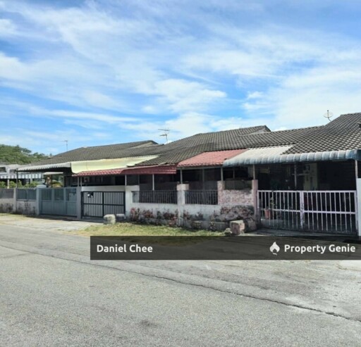 Bercham.Hot Area Single Storey Terrance House For Sale