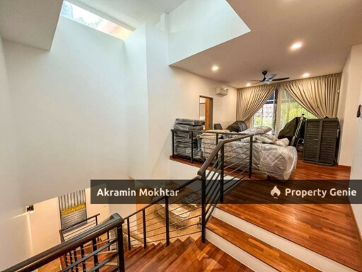 FREEHOLD , FACING OPEN, CORNER LOT & RENOVATED | 2 STOREY SEMI D, CASSIA @ GARDEN RESIDENCE, CYBERJAYA.