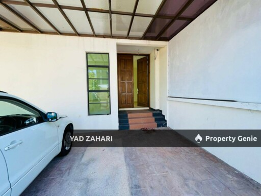 Bukit Jelutong Heights, Shah Alam | 3-Storey Semi-D 7 6+1 Rooms | RM1.68M - Next To Guthrie & NKVE Highway, Privacy Environment and with Extra Land