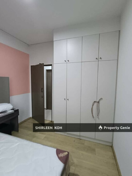 Male Room for Rent at Larkin Heights @ Larkin Idaman